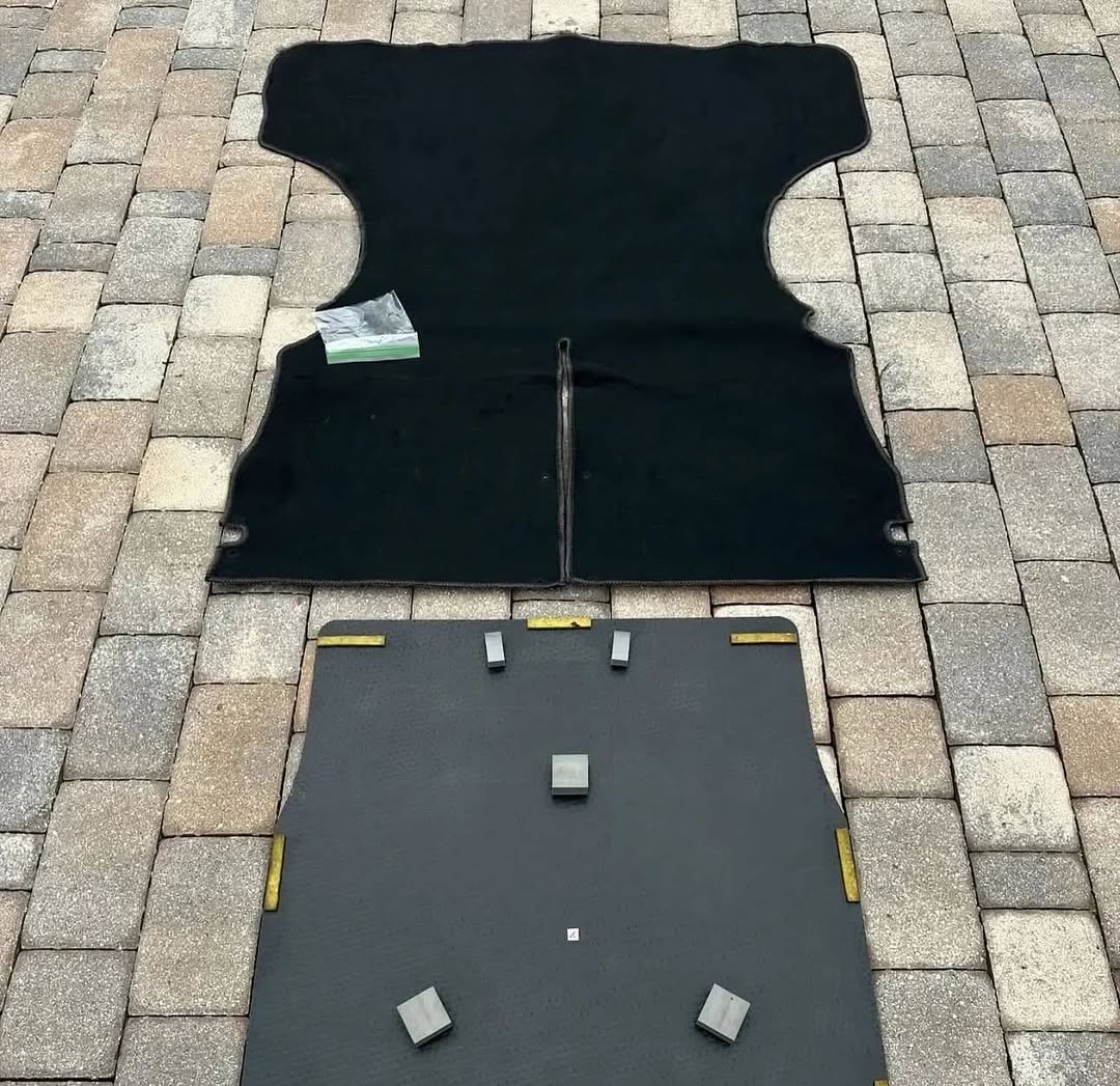 0f2f19a4-832d-4e89-aa02-7fb04e2a49a7.jpeg ITR rear carpet and floor cover great condition! - Image 1