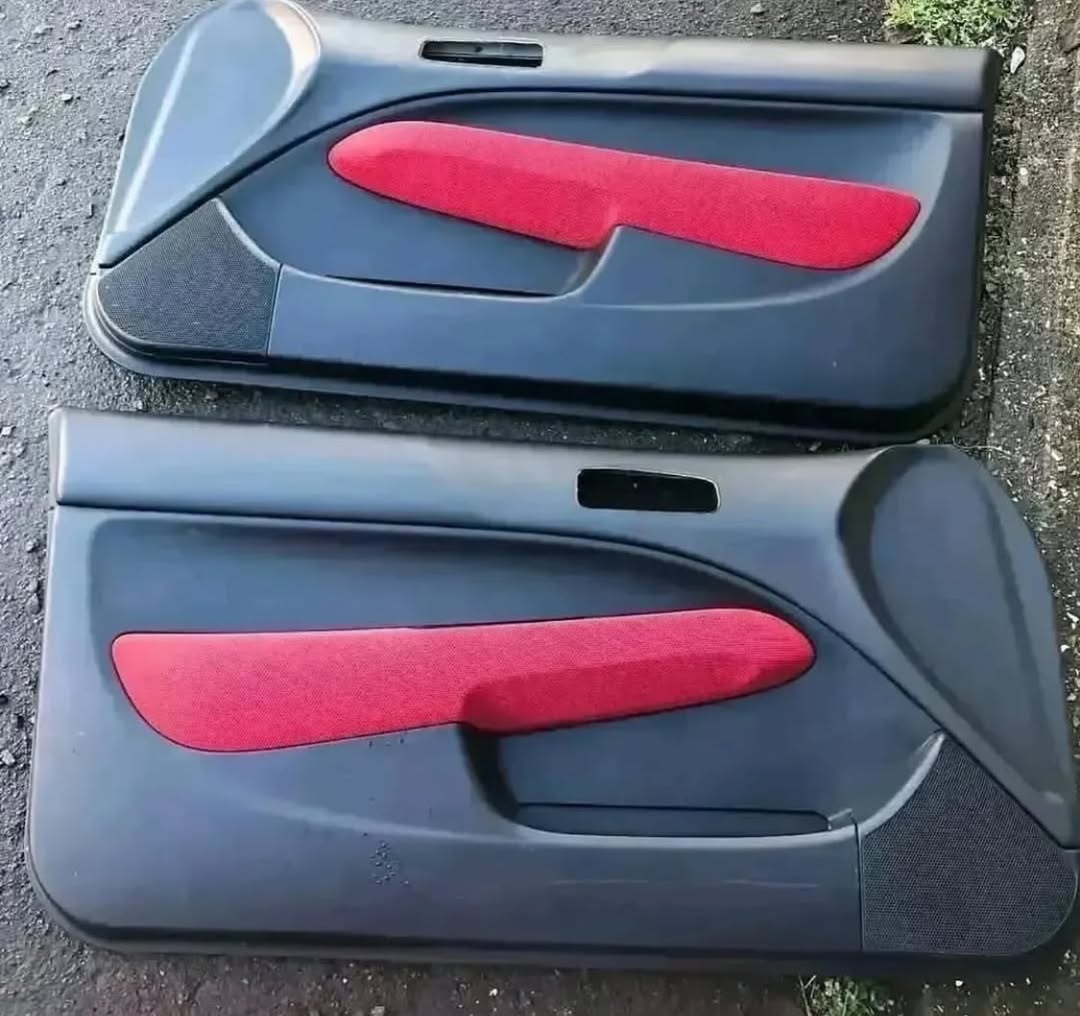 cf79bfd4-9ce1-45b9-8cd4-d4472ee97fd5.jpeg Honda Civic type-r Ek9 Jdm Door panels good used Condition. - Image 1