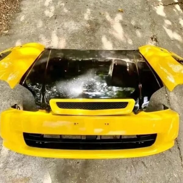 Honda civic ek 96-98 OEM front end.