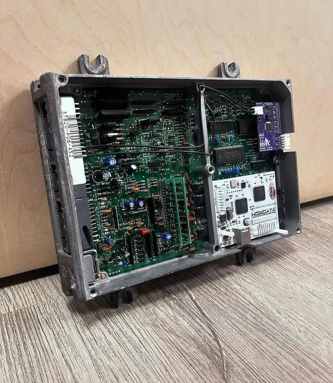 f22e2e32-152f-4748-b4ab-f1f5f24df197.jpeg Hondata V3 S300 BBG Bluetooth Capability - Image 1