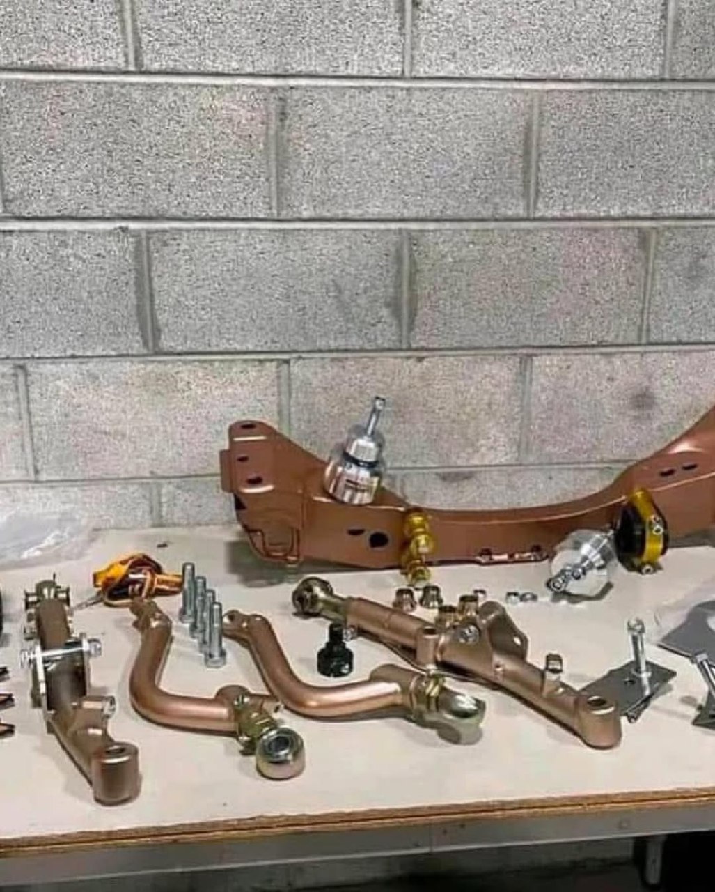 photo_5213312917309616984_y.jpg Lexus IS300 front - Image 1