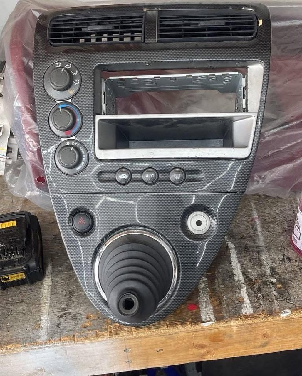 photo_5472181471096730077_y.jpg Honda civic ep3 center consoles - Image 1