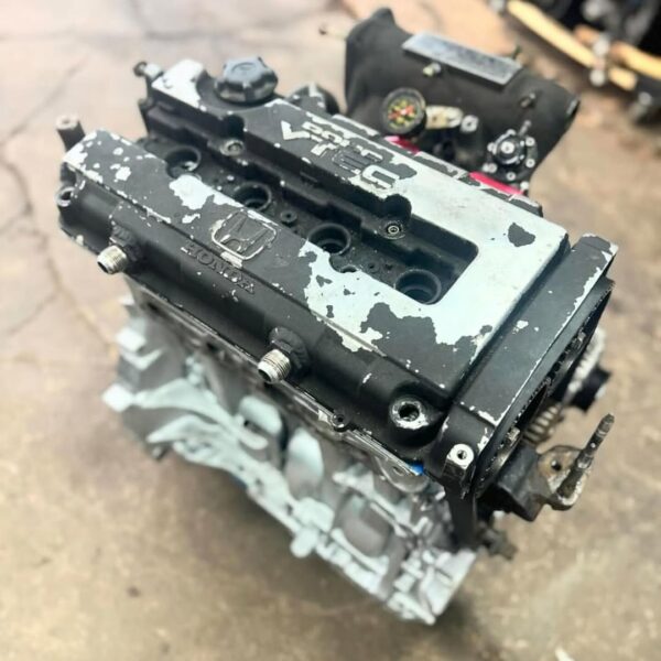 B2OV long block B16 head Skunk2 intake Golden eagle fuel rail