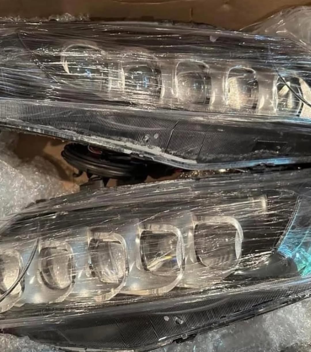 352906ba-8358-4ace-8b25-7396588aa237.jpeg Jewel Headlights - Image 1