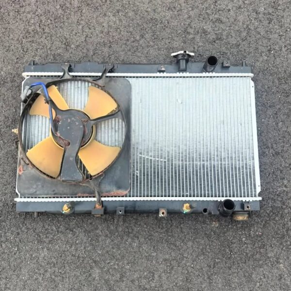 94-01 Integra radiator w/ fan Aftermarket