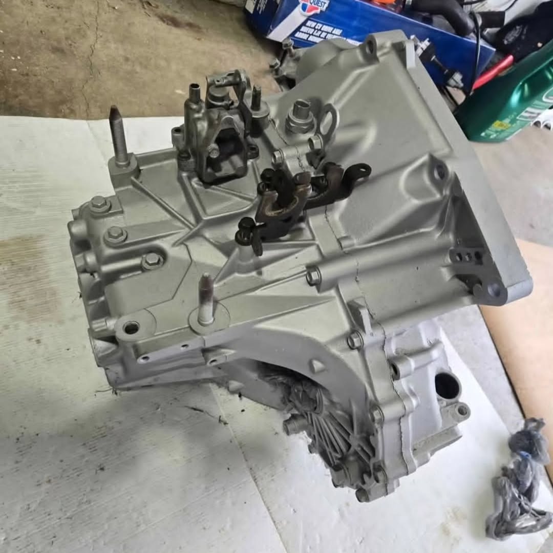5472181471096730266.jpg Acura rsx type S transmission 6 speed LSD fresh rebuild - Image 1