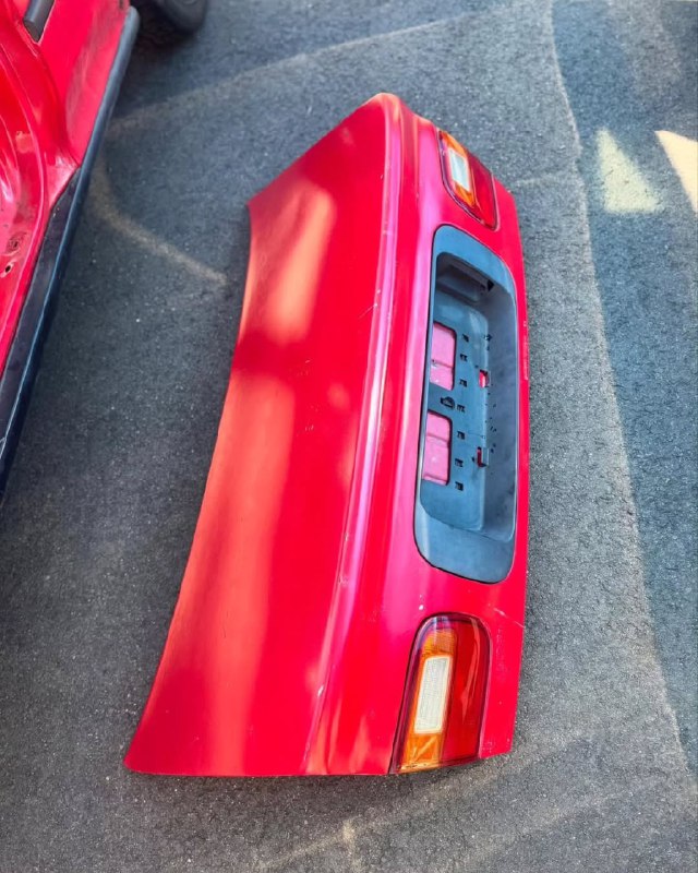 5472377935785748688.jpg 92-95 Civic trunk - Image 1