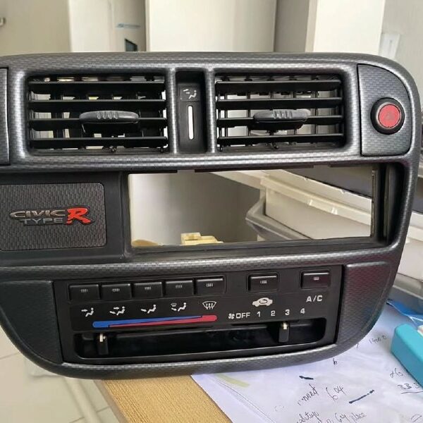 arbon AC control panel with CTR badge !