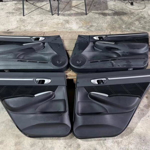 HONDA CIVIC FD,FD1,FD2 (ORIGINAL) ALCANTARA DOOR TRIM FOR SALE
