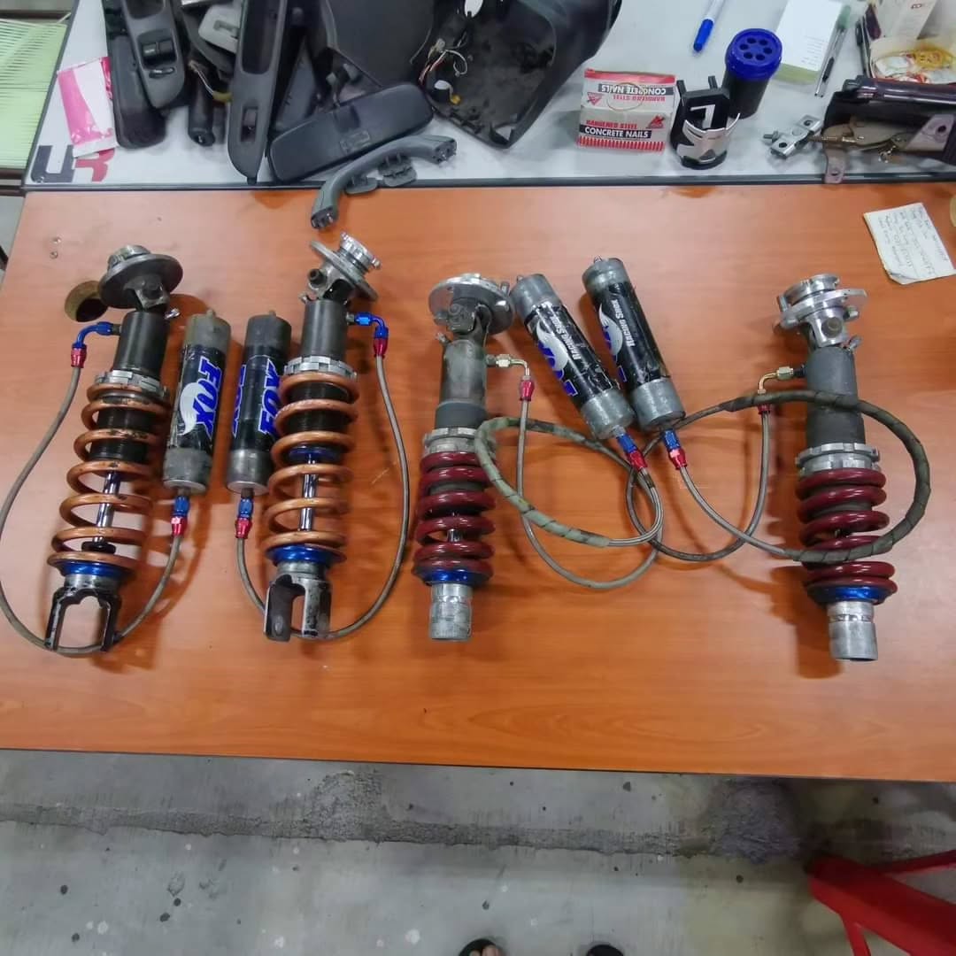 5474433270910414110.jpg FOX RACING ADJUSTABLE HONDA EK EJ EK9 HI LOW PILLOW BALL MOUNT - Image 1