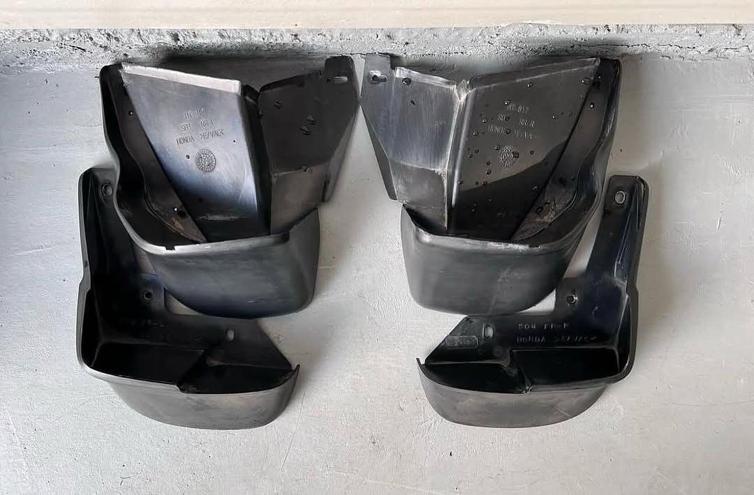 67358ca2-beb0-4194-9741-9e5052ee942e.jpg Ek mudguards - Image 1