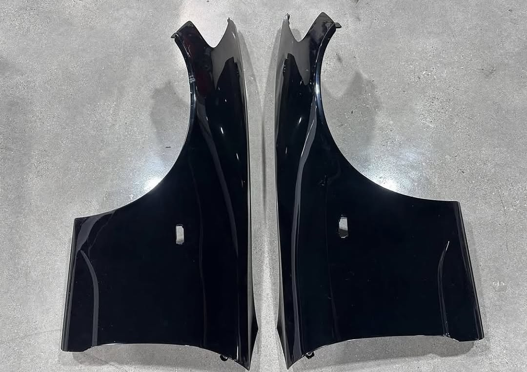 6b3da848-1ad8-461b-8fe4-5478b2adc413.jpeg Downforce DF-R Wide Front Fenders For: 00-09 Honda S2000 - Image 1