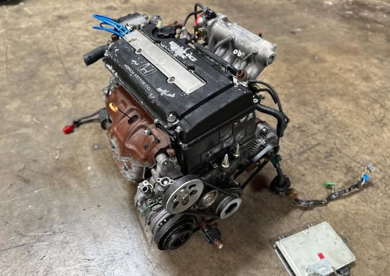 75d9bdba-c004-4934-9d00-7f4c9693c0ca.jpeg Jdm ek4 sir b16a dohc vtec engine - Image 1