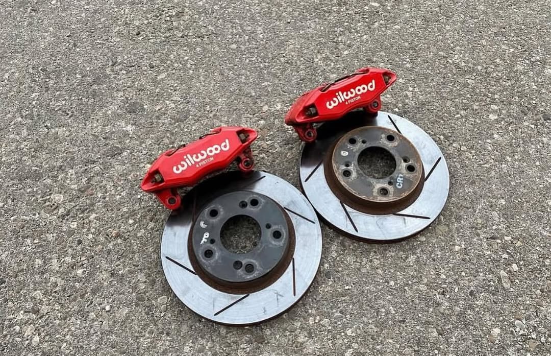 762720b8-dcf2-405c-b2cd-d651227f2c1e.jpeg Wilwood Big Brake Kit W/ Pads & Rotors! - Image 1