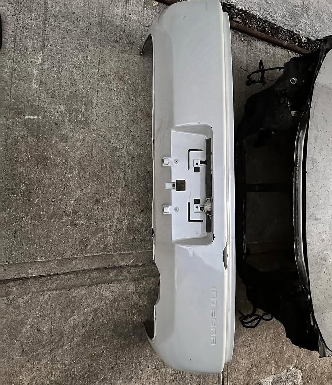 7d853701-5b87-4d53-b165-1ed22c4acaeb.jpeg Acura Integra rear bumper - Image 1