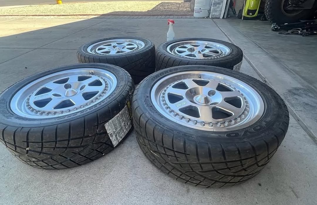 8f9599c5-1abe-46ab-a58d-93c7359b0443.jpeg 16x7 4x114 50offset will come with 1” 4x100 adapters to 4X114 - Image 1