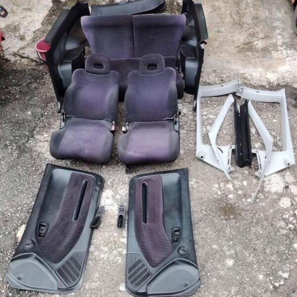 Interior set eg6 spec 94..condtion halfcut japan.
