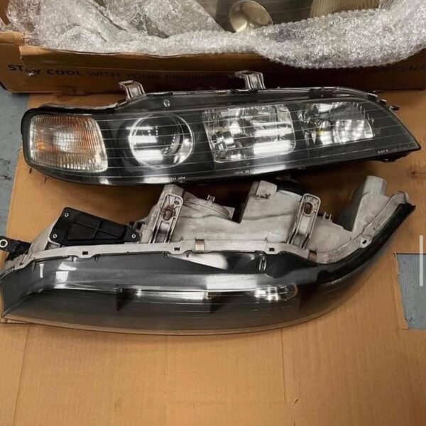 DC2 headlights. Good condition