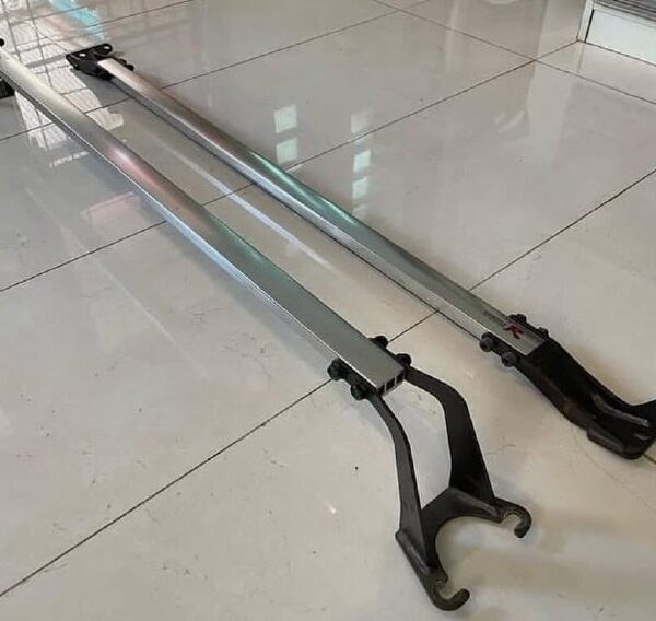 Genuine OEM Front and Rear Strut Bar Integra DC2 Rare.
