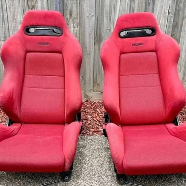Recaro SR3 seats available in good condition includes EK9 rails.