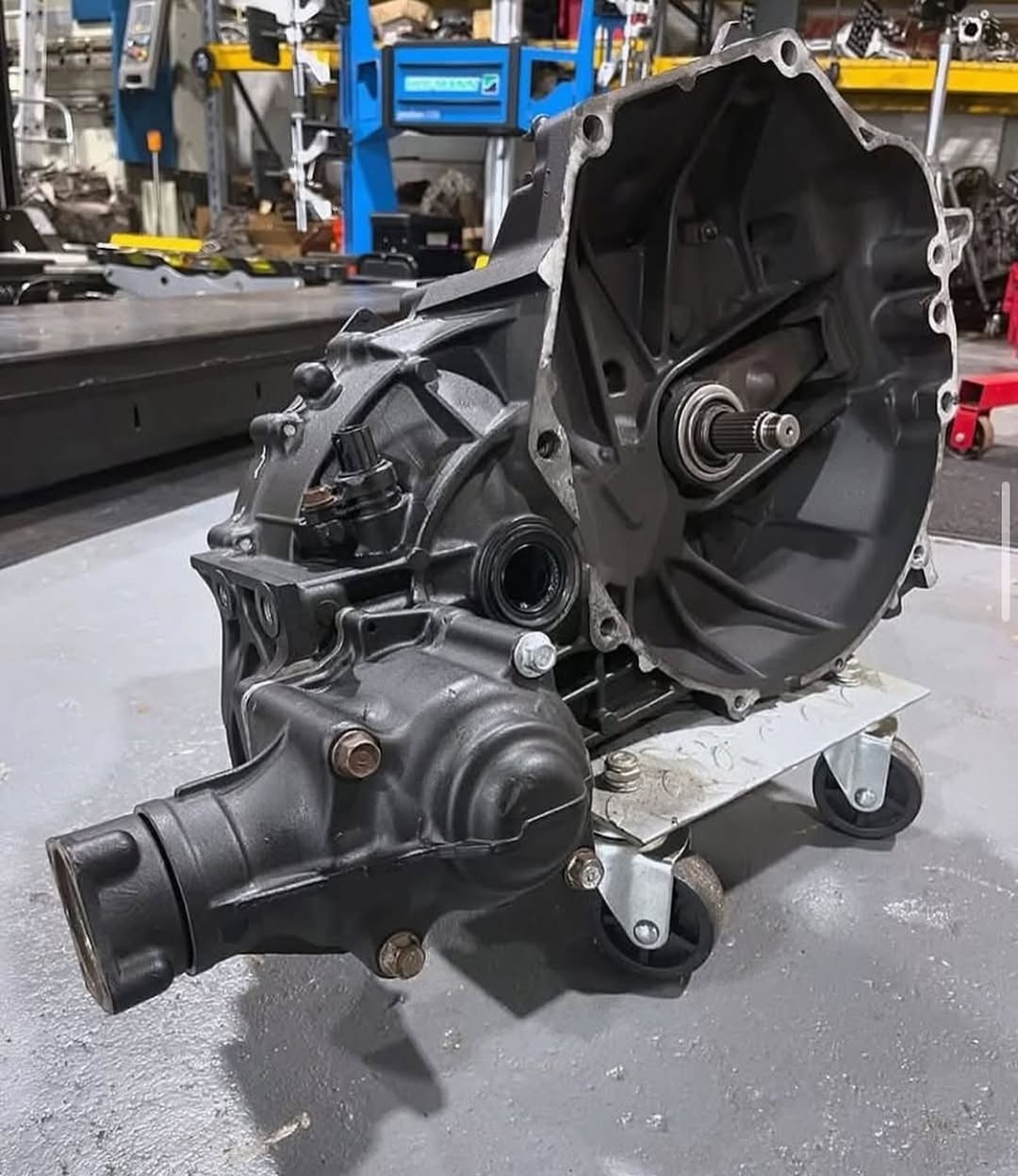 ba2bcb14-0221-4f86-8140-94e286156a09.jpeg Two week old build AWD Ppg Transmission 1-4 Synchro Mesh - Image 1