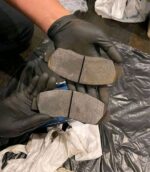 4 pot spoon caliper set with brake pads and brake rotors. - Image 5