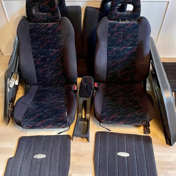 Ek4 SiR complete confetti interior