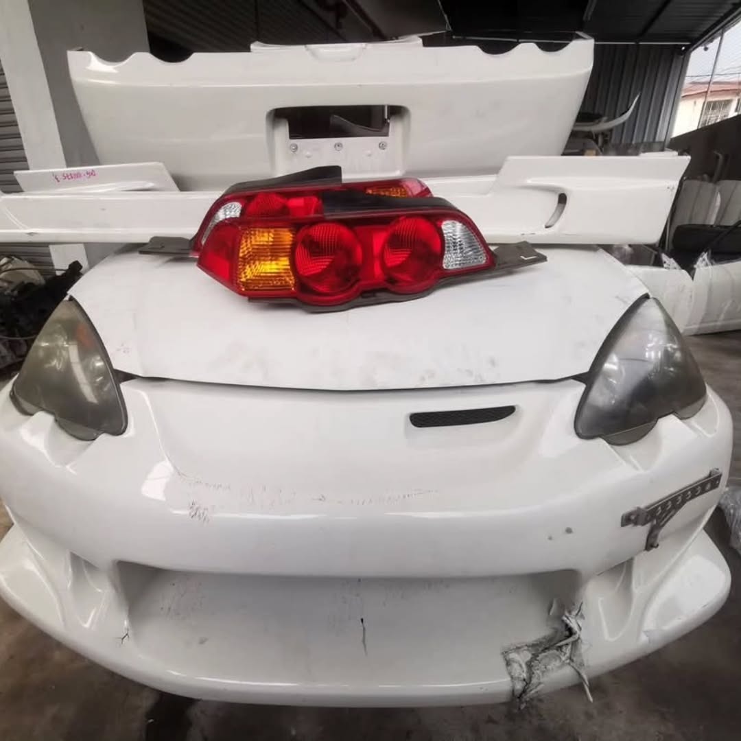 parts4civic-20250413-0001.jpg C-WEST BODYPARTS SET HONDA DC5 TYPE-R - Image 1