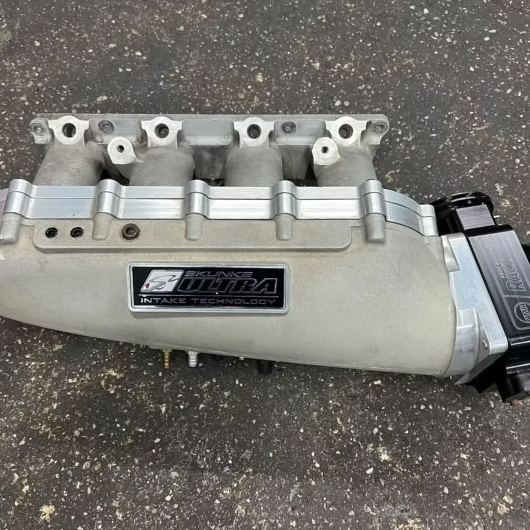 parts4civicc-20250413-0001.webp K series skunk2 ultra race manifold with a spacer and a Ross 90mm throttle body - Image 1