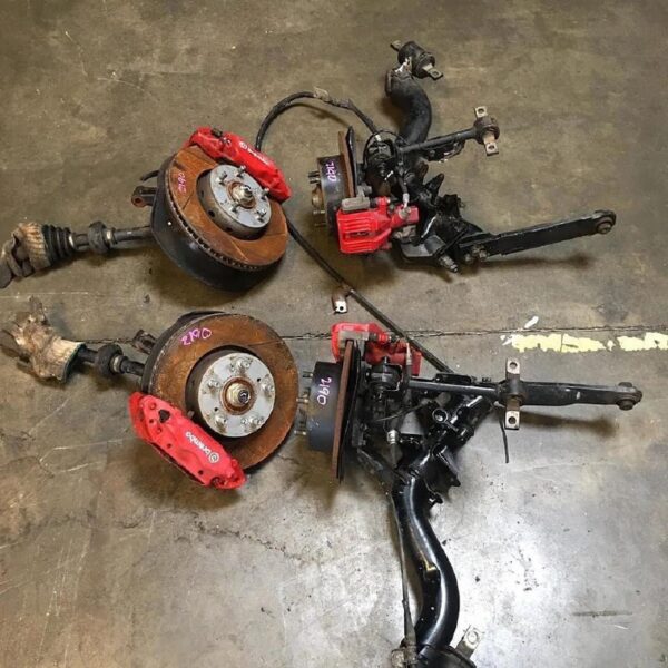 Dc5 JDM Brembo bbk kit with arms and spindles.